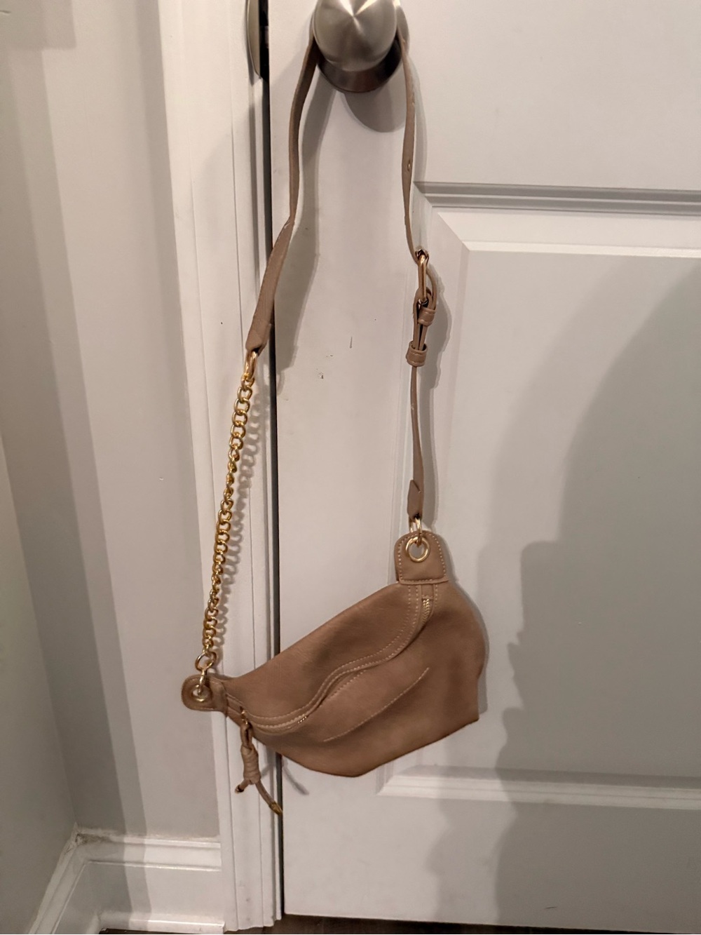 Neutral Tan Shoulder Bag with Gold Chain Strap
